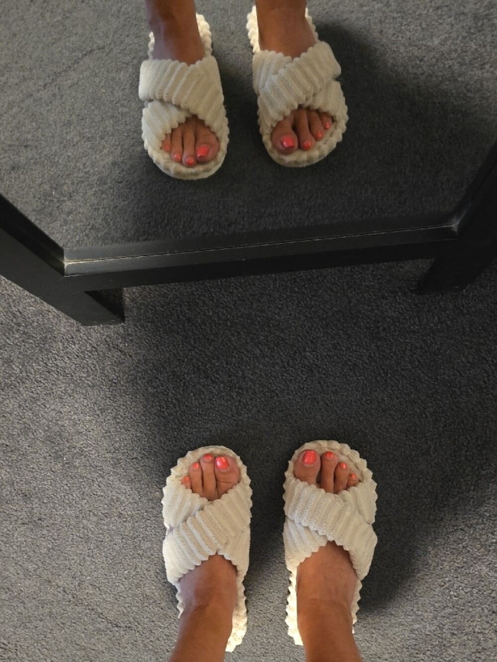 Cream Ribbed Cross-Strap Slippers - Picture 2 of 4